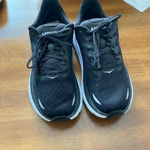 HOKA Clifton 8 women’s size 8